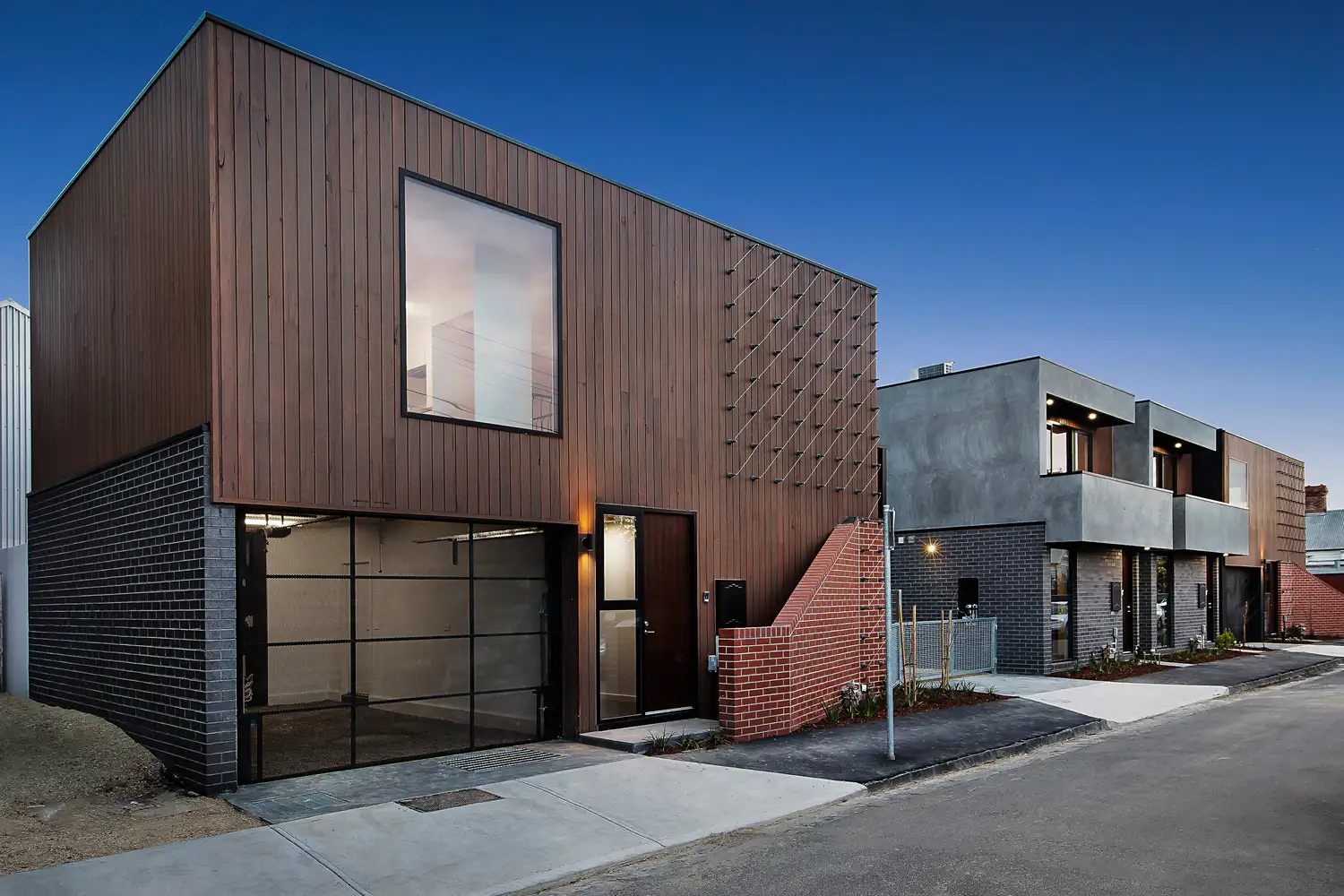 Bank Street Finish — Brunswick
